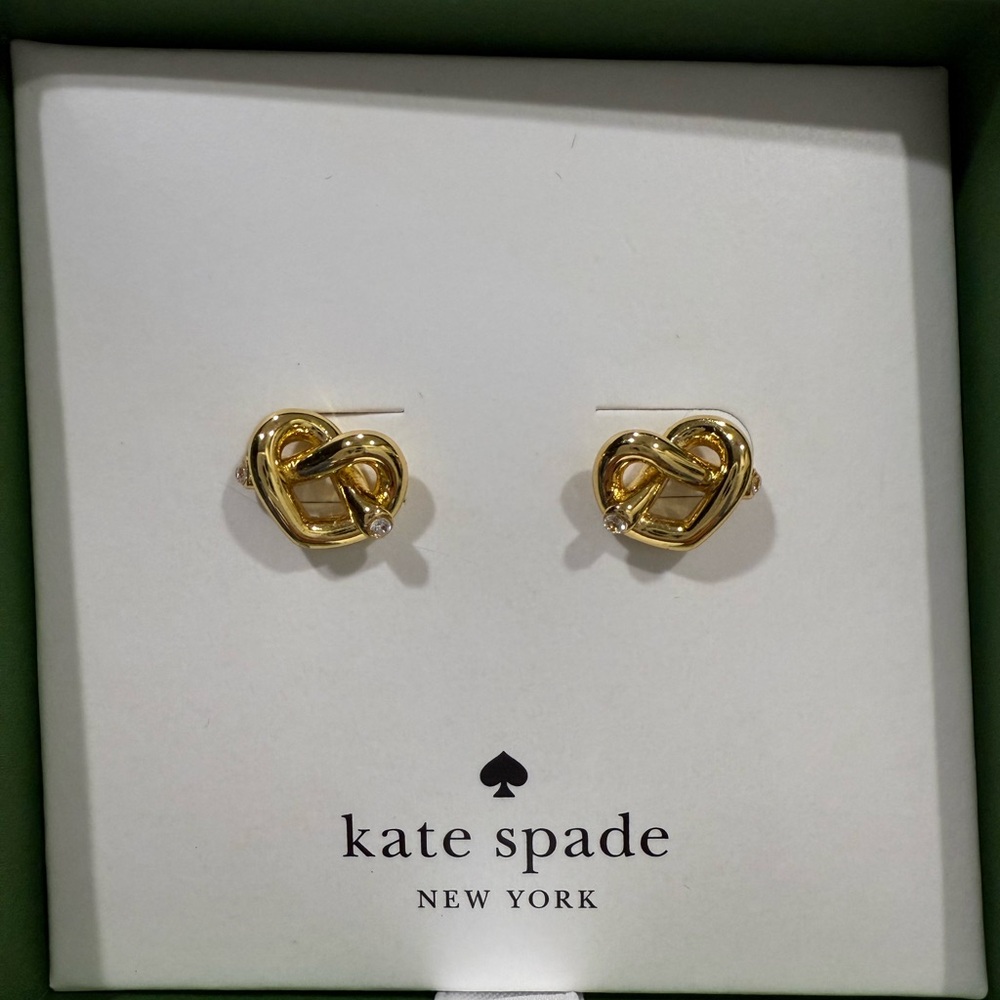 NWT Kate Spade Love Me Knot Earrings in Gold